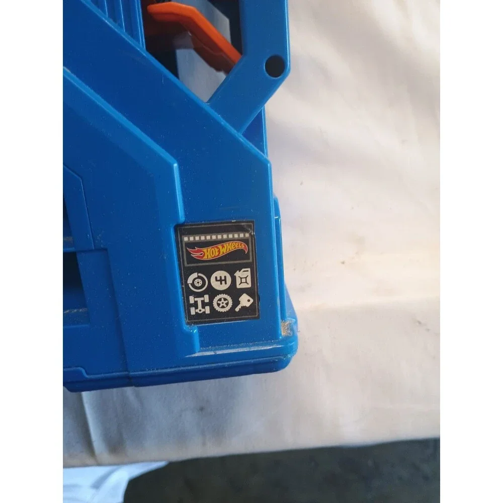 Hot Wheels Mega Garage  Playset Carry Case Storage core replacement only